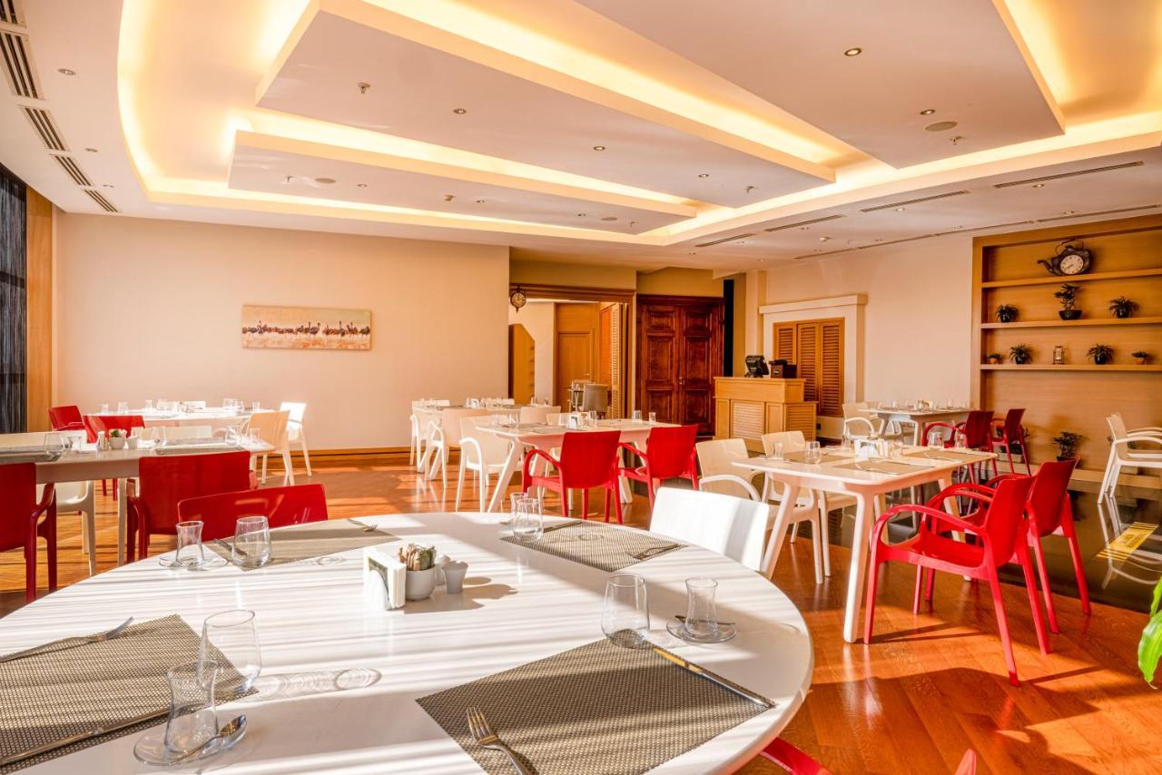 Grand Pasha Lefkosa Hotel & Casino Esterno foto