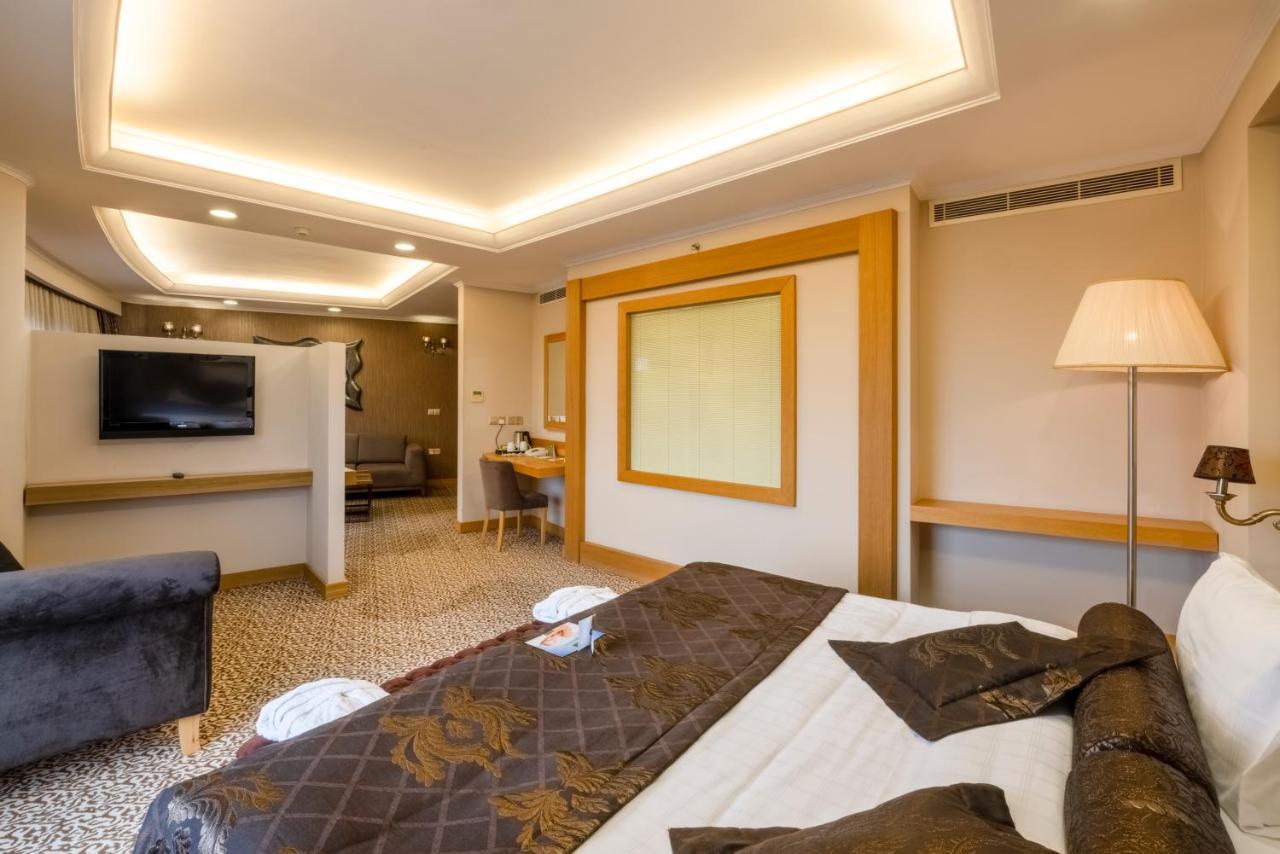 Grand Pasha Lefkosa Hotel & Casino Esterno foto