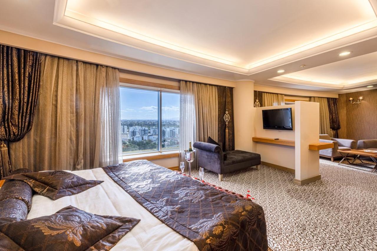 Grand Pasha Lefkosa Hotel & Casino Esterno foto