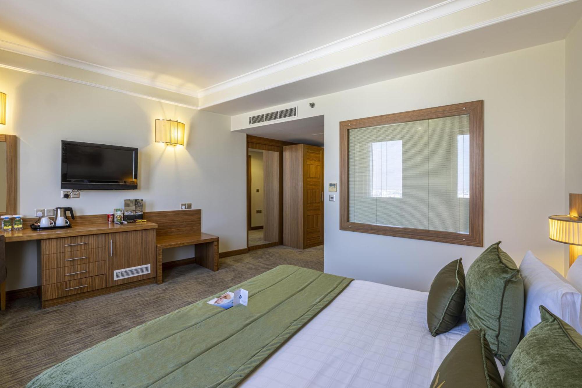 Grand Pasha Lefkosa Hotel & Casino Esterno foto